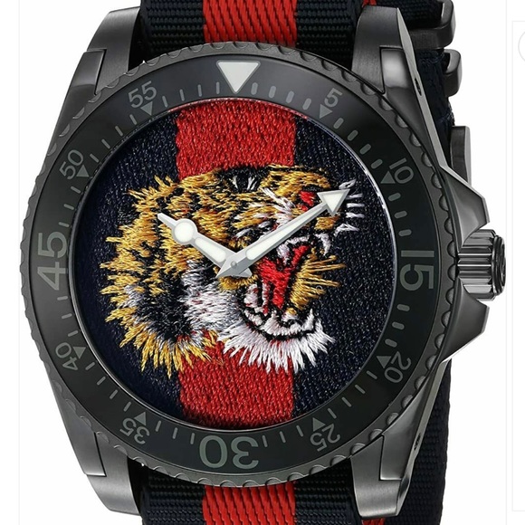 Gucci Dive Tiger Embroidered Watch (Perfect Gift!) - Picture 7 of 7